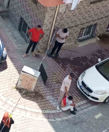 Esenyurt’ta televizyon çalan şahsı kovaladı yakalayıp polise teslim etti