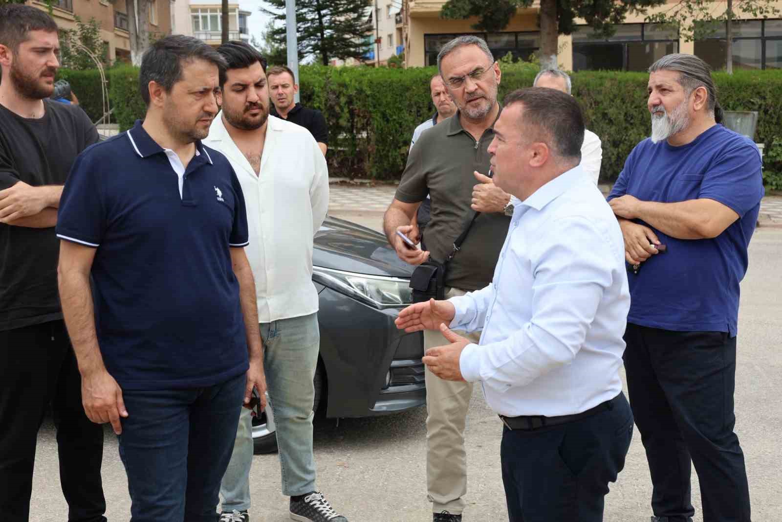 Bilecik’te yıllardır yapımına devam eden stadyum inşaatında inceleme