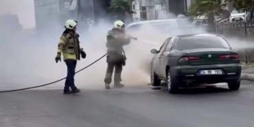 Ataşehir’de araç yangını
