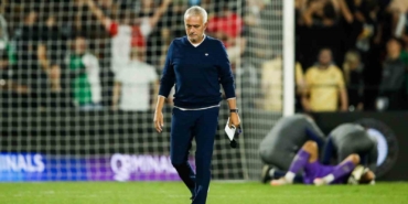 Mourinho: "Taraftarlarımızın da desteğiyle turu geçeceğimize inanıyorum"