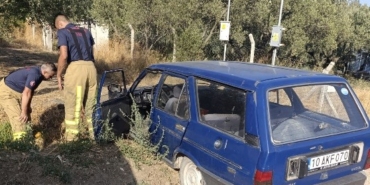 Erdek’te trafik kazası: Araç yan yattı, sürücü altında kaldı