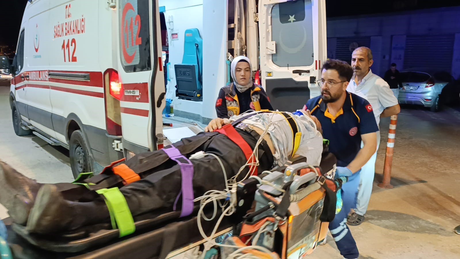 Motosiklet kazasında ağır yaralandı