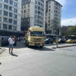 Eyüpsultan’da hafriyat kamyonu kadını ezdi