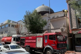 Camide korkutan yangın