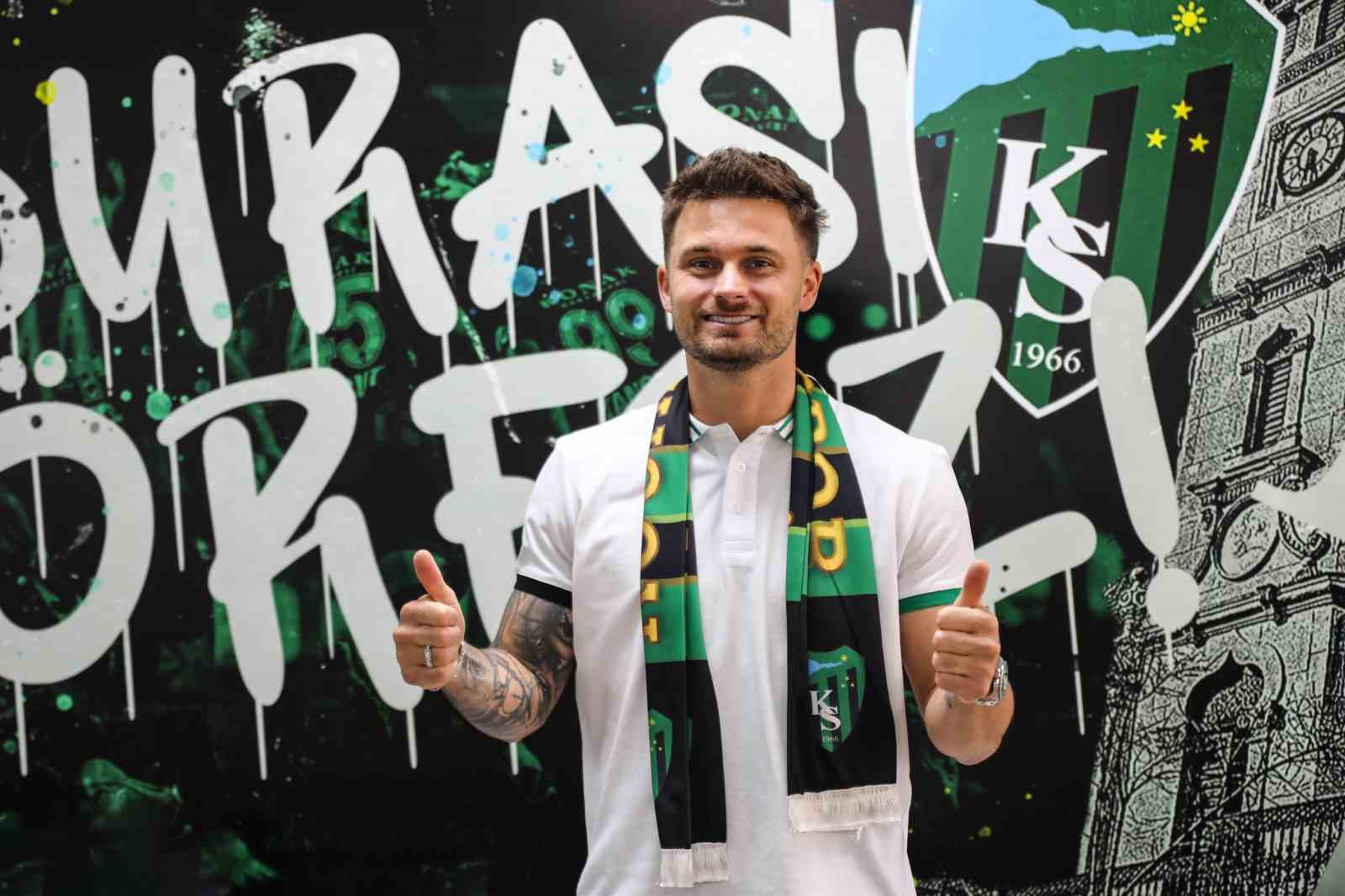 Kocaelispor, Karol Linetty ile 1+1 yıllık sözleşme imzaladı