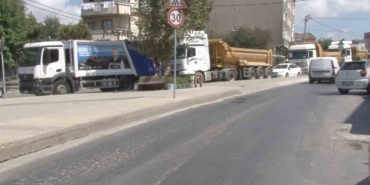 Arnavutköy’de satırlı dehşet: Vatandaşlara saldırmaya çalışan şahıs yakalandı