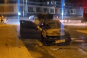 Nilüfer’de park halindeki otomobil alev aldı