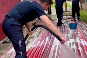 Yangın savaşçılarının ekipman temizliği de takdir topladı