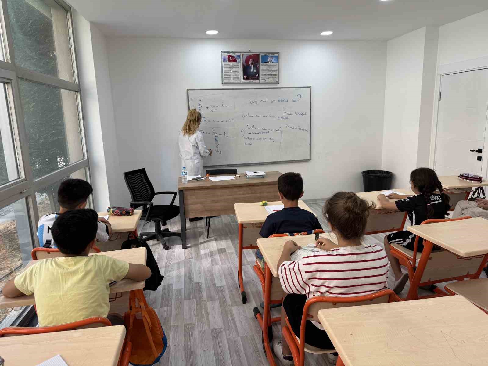 Solarkent Kültür ve Sanat Merkezi hizmete hız kesmeden devam ediyor