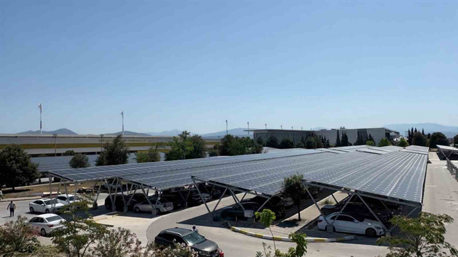 Milas-Bodrum Havalimanı’nda güneş enerjisi santrali kurulumu tamamlandı