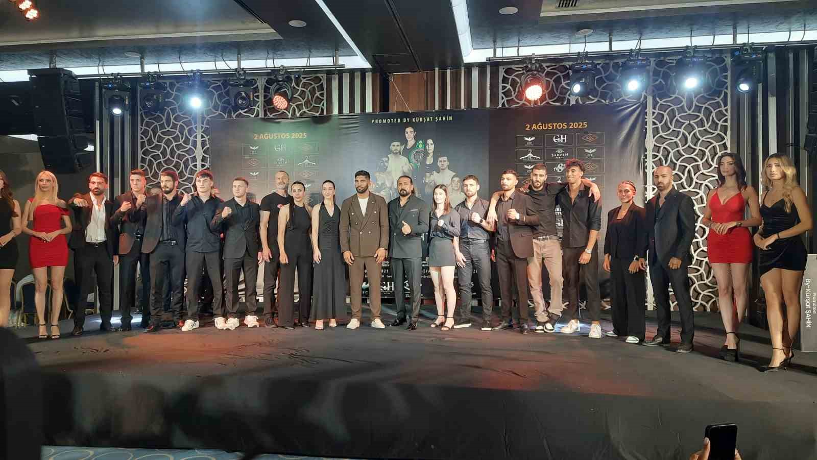 Kick boksta Loca Fight Club heyecanı İstanbul’da yaşanacak