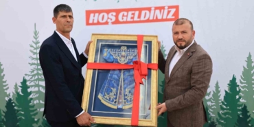 Arnavutköy’de Ömer Halisdemir Parkı ve Yenidoğan Hatıra Ormanı Açıldı