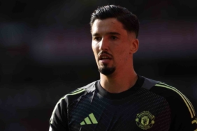 Arsenal, Manchester United deplasmanında tek golle güldü