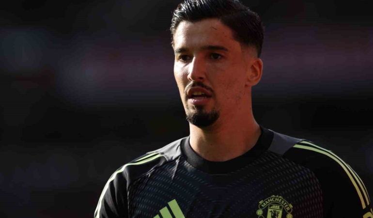 Arsenal, Manchester United deplasmanında tek golle güldü