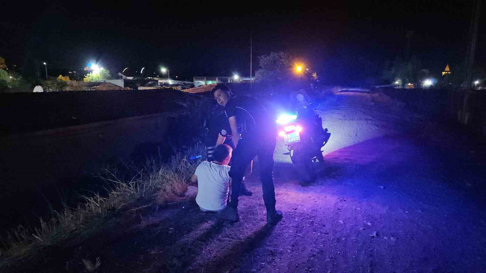 Uygulama noktasına takılmamak için kaçtı, kıskıvrak yakalandı