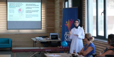 Uzmanından kadınlara uyarı: "Diz ağrısını hafife almayın"