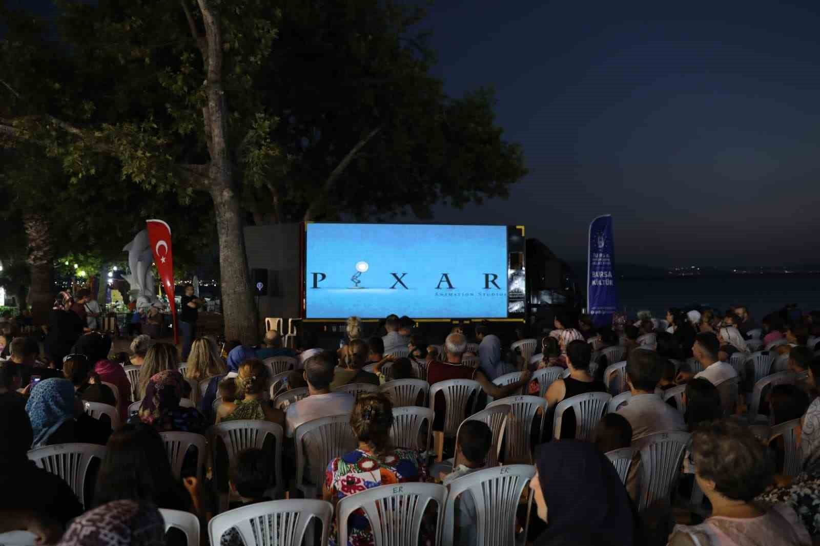 ‘Kamyoled’ ile açık havada sinema keyfi