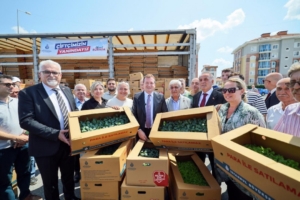 Silivri’de Kışlık Sebze Fidesi Dağıtım Töreni töreni düzenlendi
