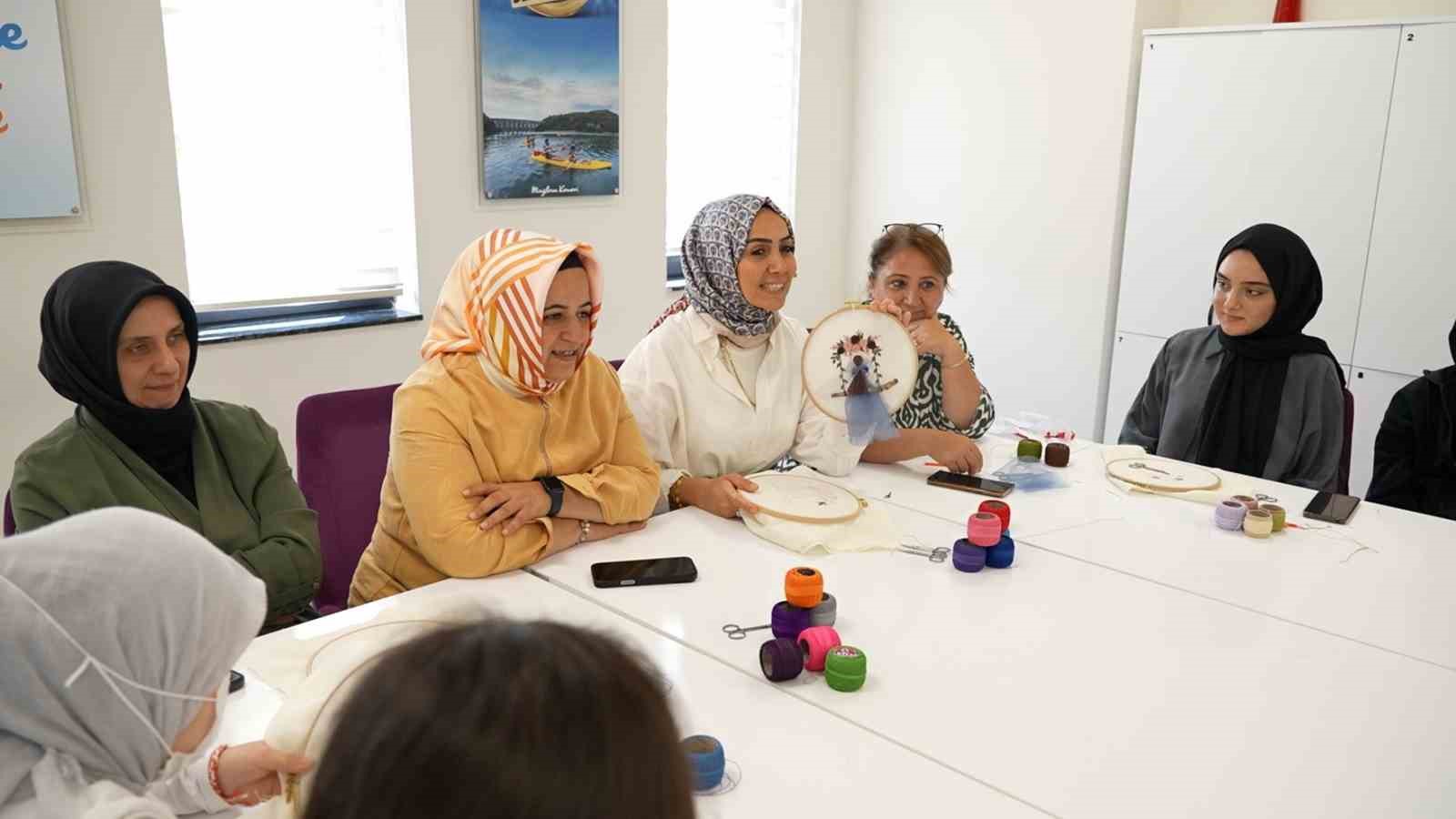 Sultangazi Belediyesi’nden anlamlı proje: "Kız Çocuğu Bir İnci Hikayesi"