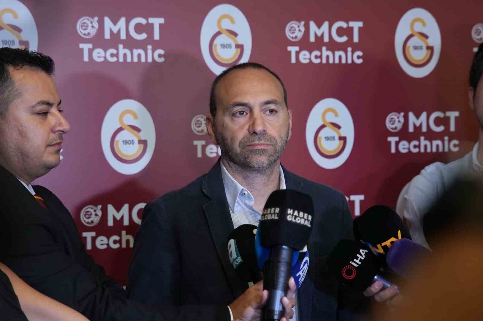 Yakup Sekizkök: "Uzun süre Galatasaray’a hizmet edecek bir kadro kurduk"