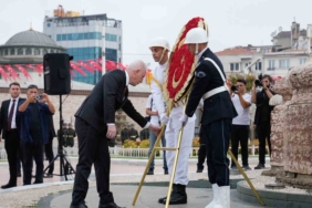 Taksim Meydanı’nda 30 Ağustos Zafer Bayramı töreni