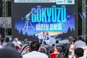 12 bin gökyüzü tutkunu uzayı keşfetti