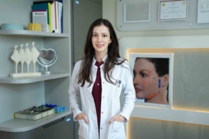 Uzmanından uyarı: Cildiniz mavi ışık tehdidi altında