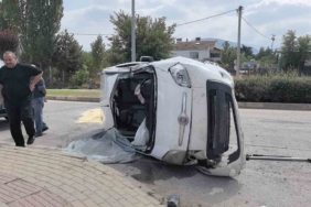 Kontrolden çıkan araç taklalar attı, 2 kişi yaralandı