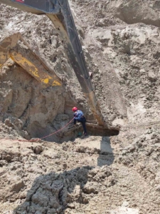 Silivri’de göçük altında kalan işçinin cansız bedenine ulaşıldı