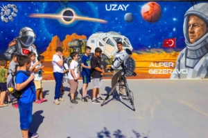 Ümraniye’de Yaz Kur’an Kursu öğrencileri bilimle buluştu