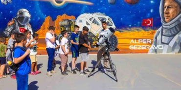 Ümraniye’de Yaz Kur’an Kursu öğrencileri bilimle buluştu