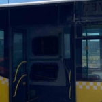 Kadıköy’de İETT otobüsünün motor kısmında yangın çıktı
