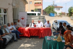 İl Müdürü Çetin Ayvalık, Çakırpınar köyü çiftçileriyle buluştu