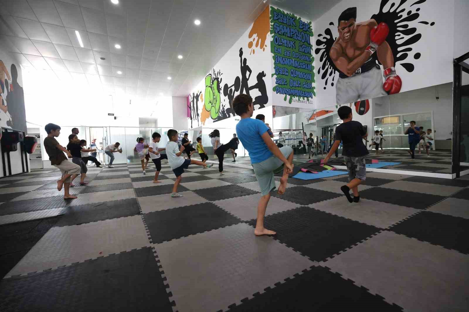 Çocukların yaz tatili dolu dolu geçiyor