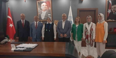 AK Parti Genel Merkez Kadın Kolları Başkanı, çömlek yaptı