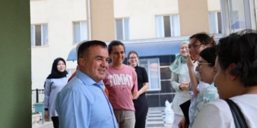 İl Müdürü Ramazan Demir yurtlarda öğrencilerle buluştu