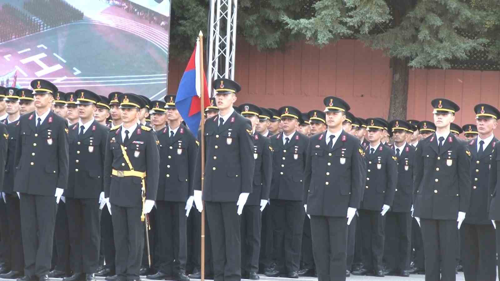 Bursa Işıklar Jandarma Astsubay Meslek Yüksekokulu’nda 781 astsubay mezun oldu