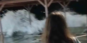 Marmara Denizi’nde poyraz dev dalgalar oliuşturdu