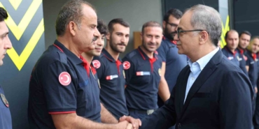Baraçlı’dan itfaiyecilere moral ziyareti: "Türkiye’nin en gelişmiş teşkilatı"