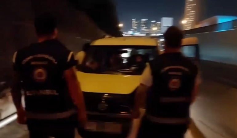İstanbul’da kaçak göçmen operasyonu: 9’u göçmen 21 gözaltı