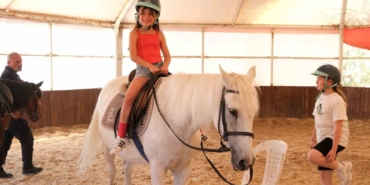 22 bin 686 çocuğa ücretsiz binicilik eğitimi