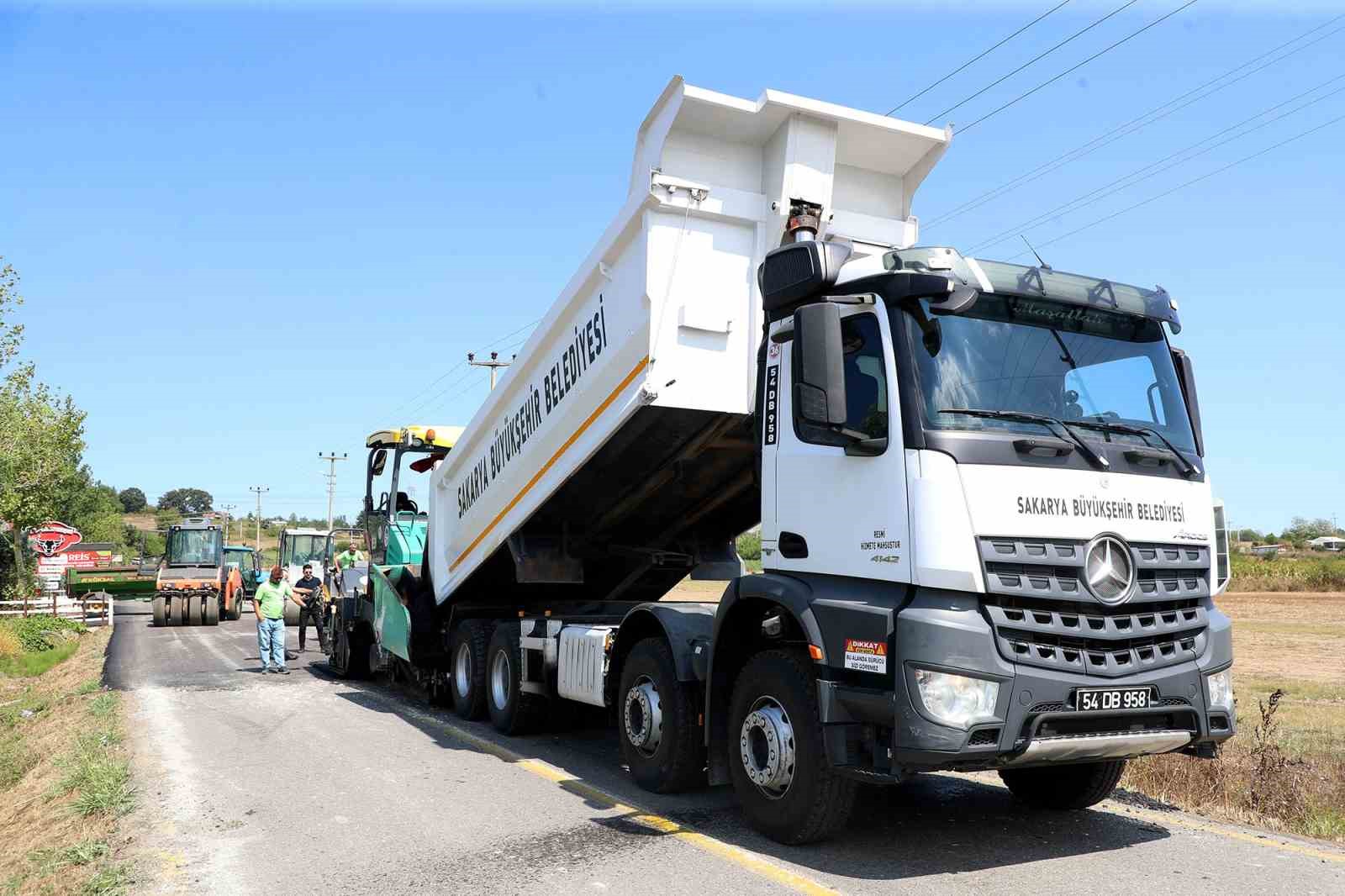 Kazımpaşa Caddesi’ne 7 bin 500 ton sıcak asfalt