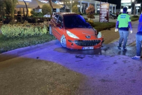 Bursa’da kontrolden çıkan otomobil takla attı: 1 yaralı