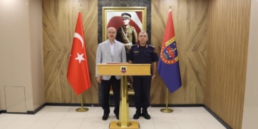 Çanakkale Valisi Toraman’dan Jandarma Kıdemli Albay Akyüz’e hayırlı olsun ziyareti