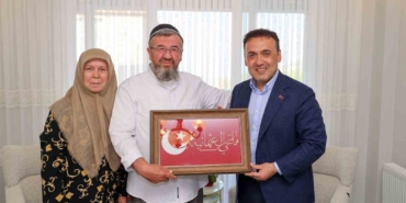 Vali Sözer, gazinin evinde minnet duygusunu ifade etti