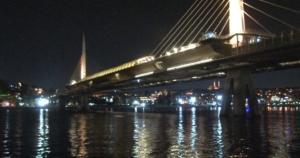 Haliç’te köprüden düşen şahıs için arama çalışmaları başlatıldı