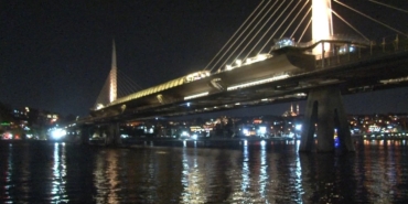 Haliç’te köprüden düşen şahıs için arama çalışmaları başlatıldı