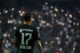 Oğulcan Çağlayan: "Bazen doğru zamanda gitmeyi bilmek gerekir"