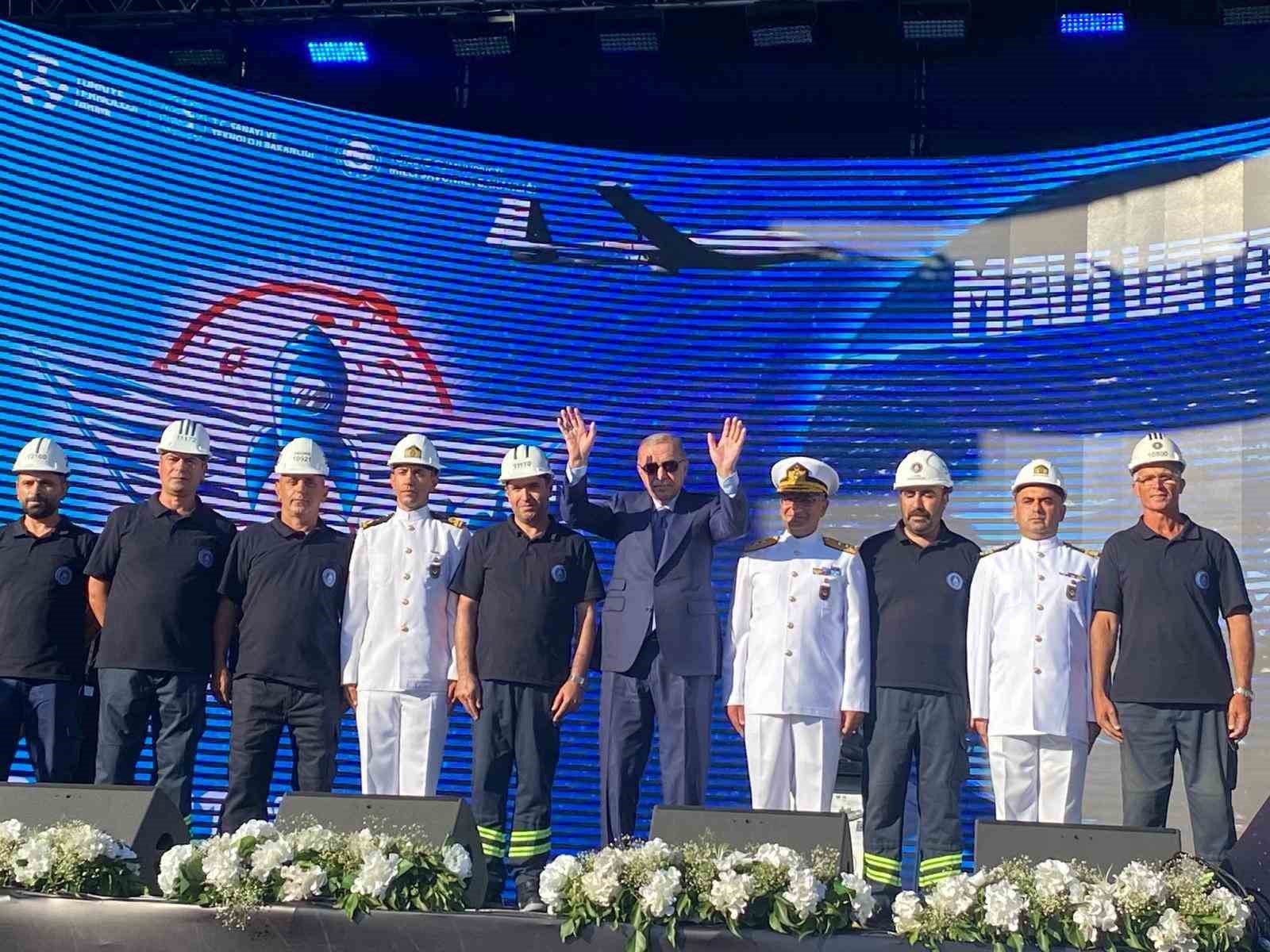 Cumhurbaşkanı Erdoğan: "Teknofest gençliği bentleri tek tek yıkarak dolu dizgin geliyor"