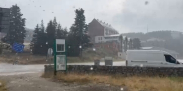 Bursa’da 5 dakikalık yağmur serinletti